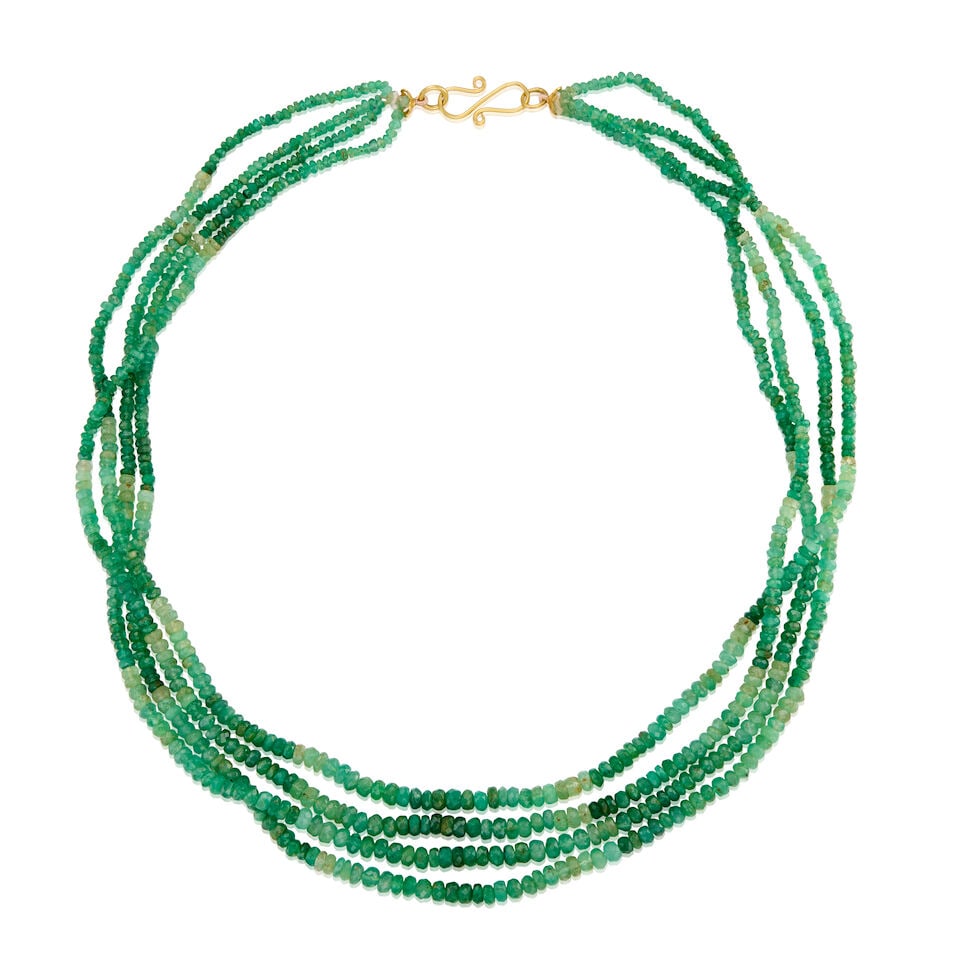 A GOLD AND EMERALD NECKLACE (1 of 2)