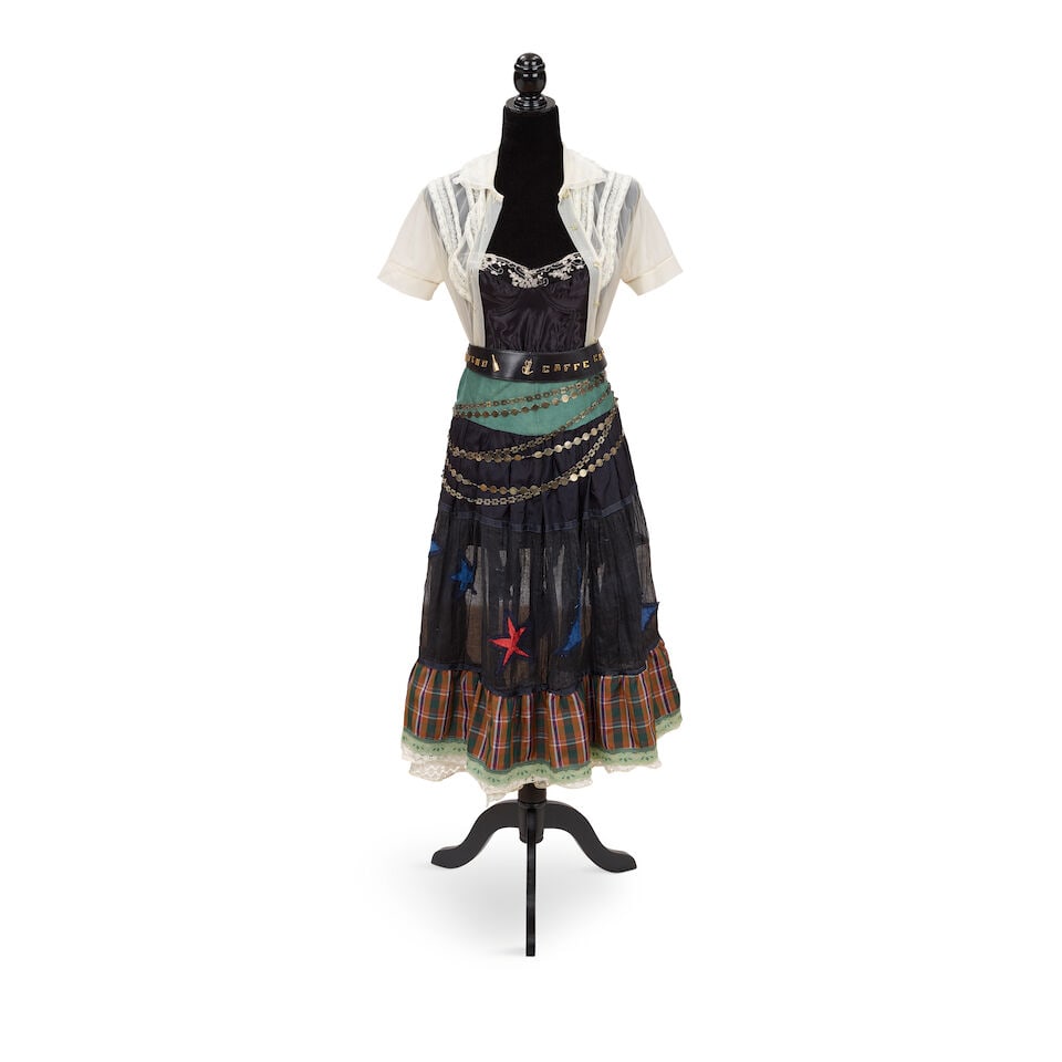 TWO LAYERED LOOKS 1980s, styled by Cyndi Lauper - 2