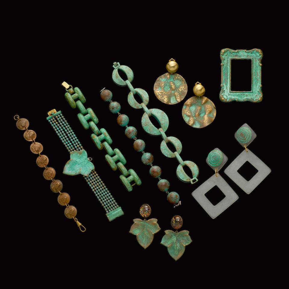 A GROUP OF STAGE-WORN VINTAGE ENAMEL AND METALLIC COSTUME JEWELRY 1980s - 3