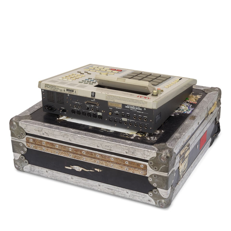 A TOUR-USED AKAI PROFESSIONAL MPC3000 INTEGRATED RHYTHM MACHINE IN A CYNDI LAUPER ROAD CASE Desi... - 2