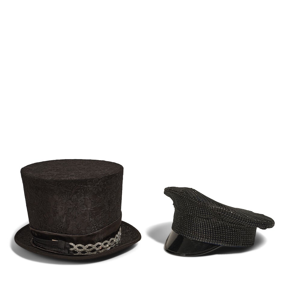 A GROUP OF LIBERTINE CLOTHING AND ACCESSORIES WORN ONSTAGE WITH ROD STEWART 2017-2018 - 4