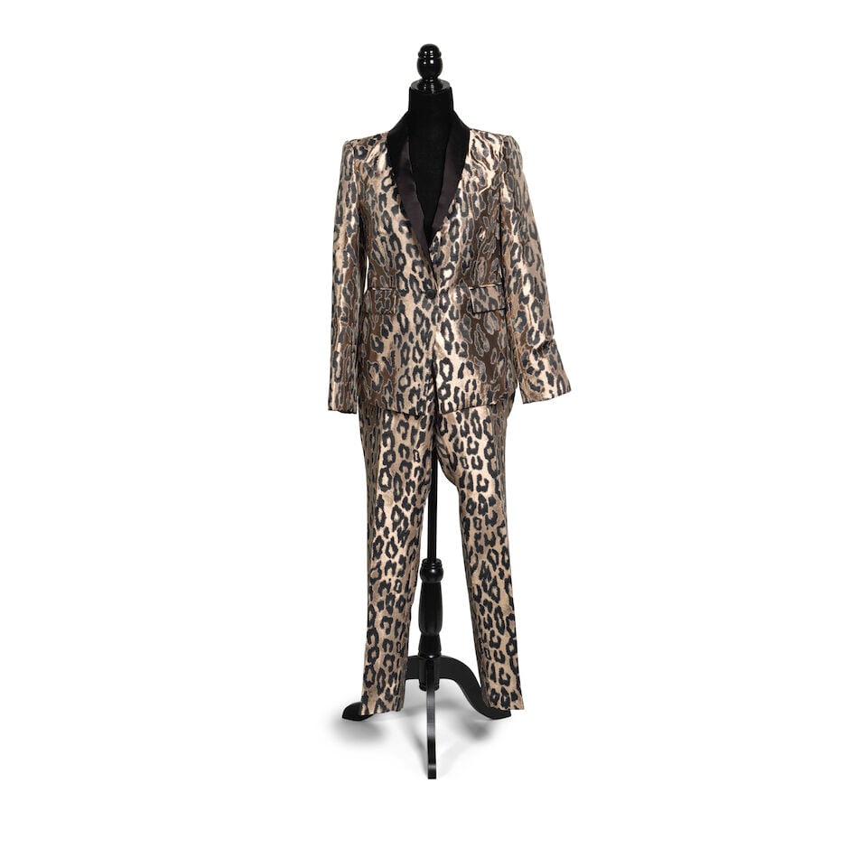 A GROUP OF LOOKS WORN TO THE HOME FOR THE HOLIDAYS BENEFIT SHOWS FEATURING ALEXANDER MCQUEEN AND... - 2