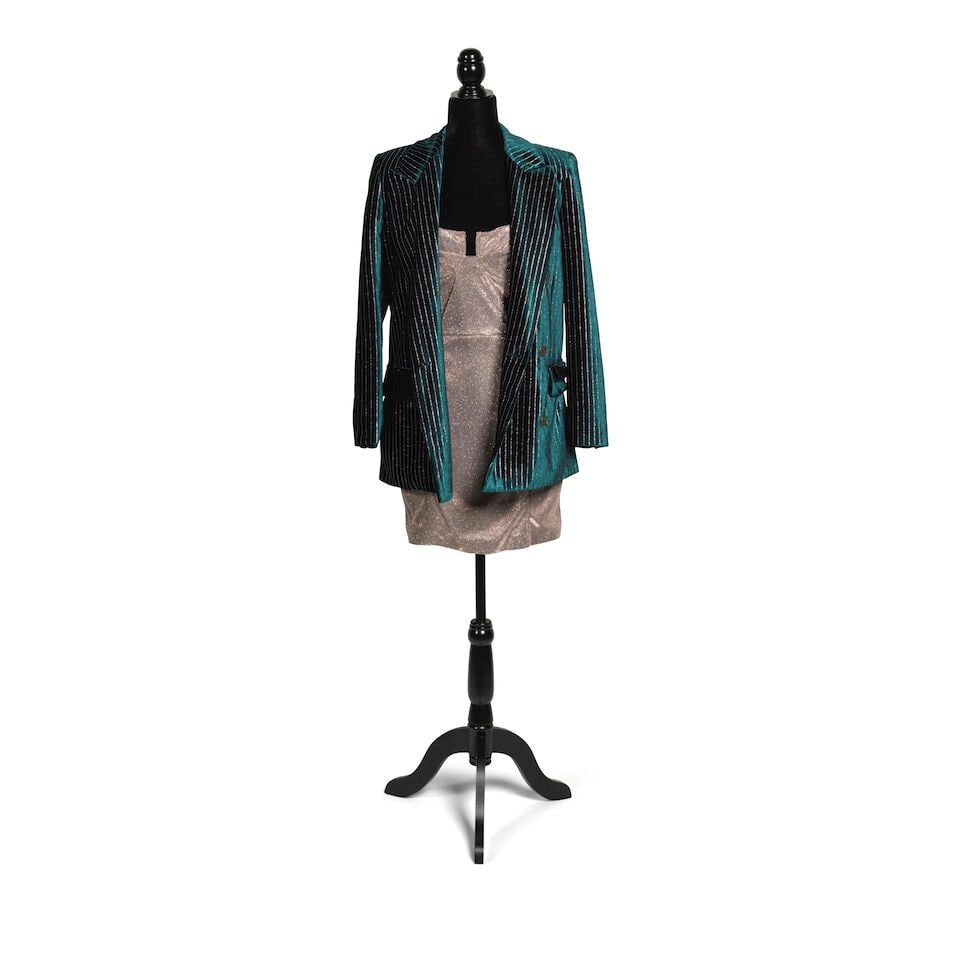 A GROUP OF LOOKS WORN TO THE HOME FOR THE HOLIDAYS BENEFIT SHOWS FEATURING ALEXANDER MCQUEEN AND... - 3