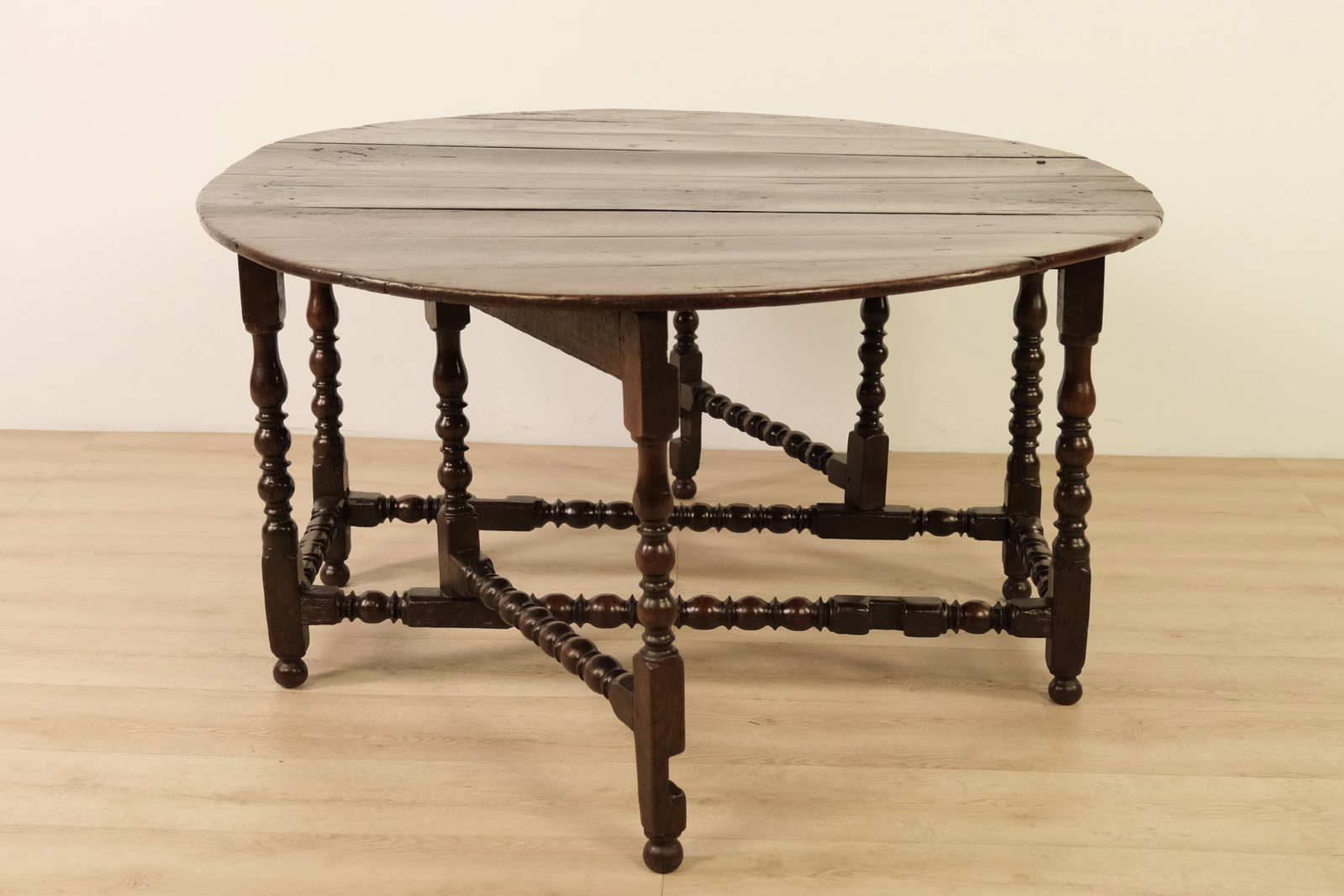 William and Mary Drop-Leaf Wood Table - 3