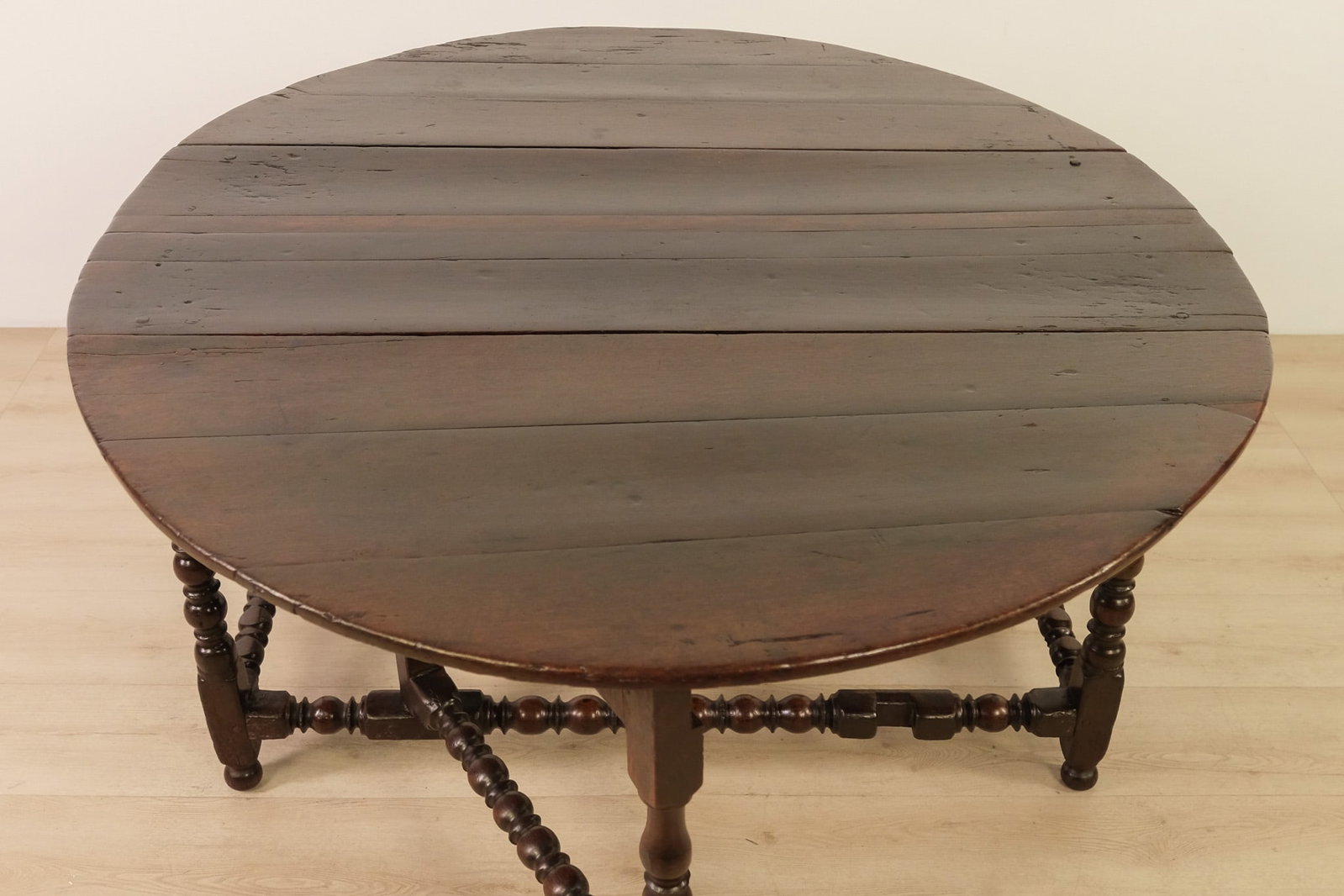 William and Mary Drop-Leaf Wood Table - 4