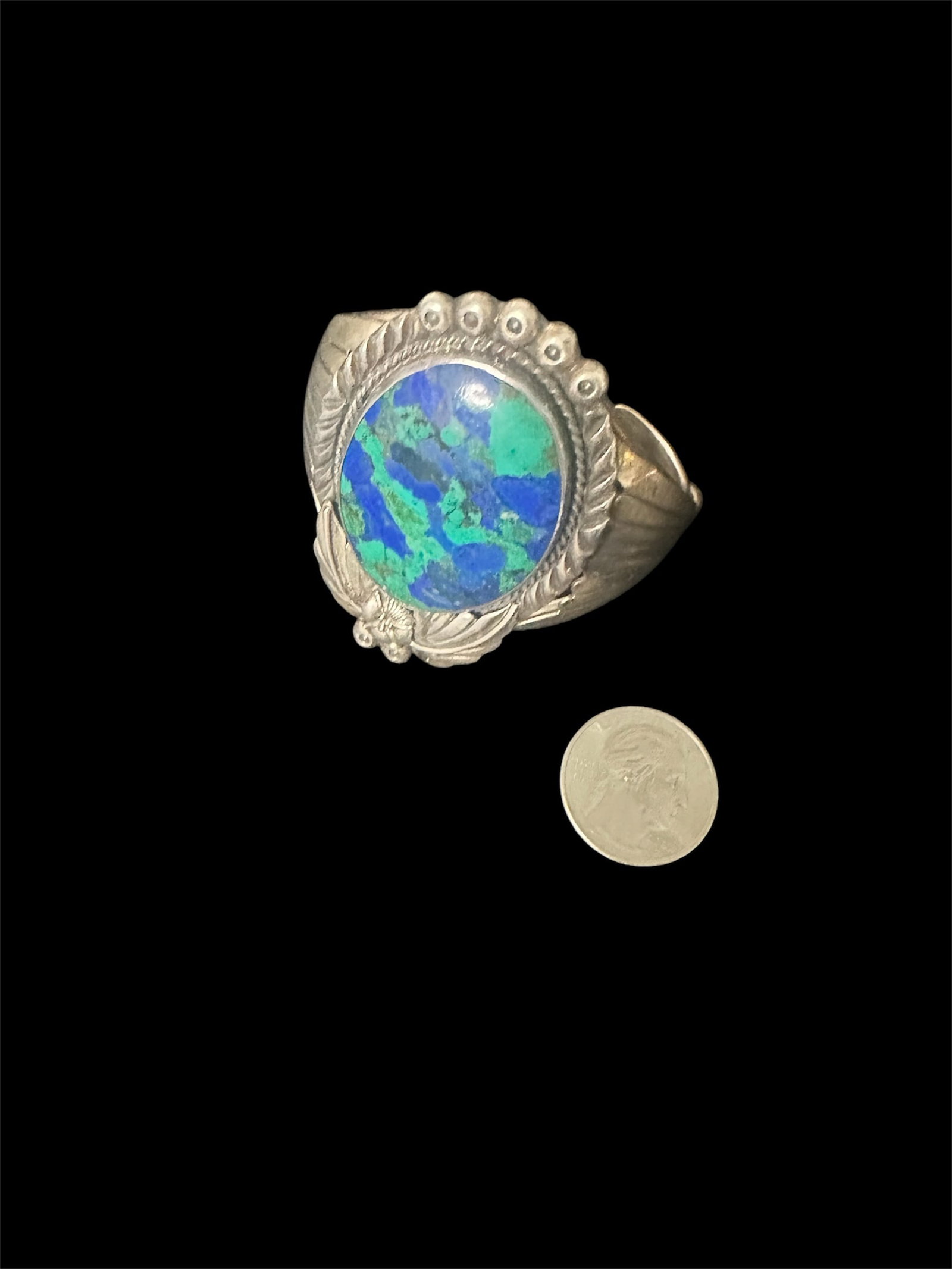 Beautiful Sterling Silver bracelet: Vintage Native American sterling silver bracelet with azurite and malachite.