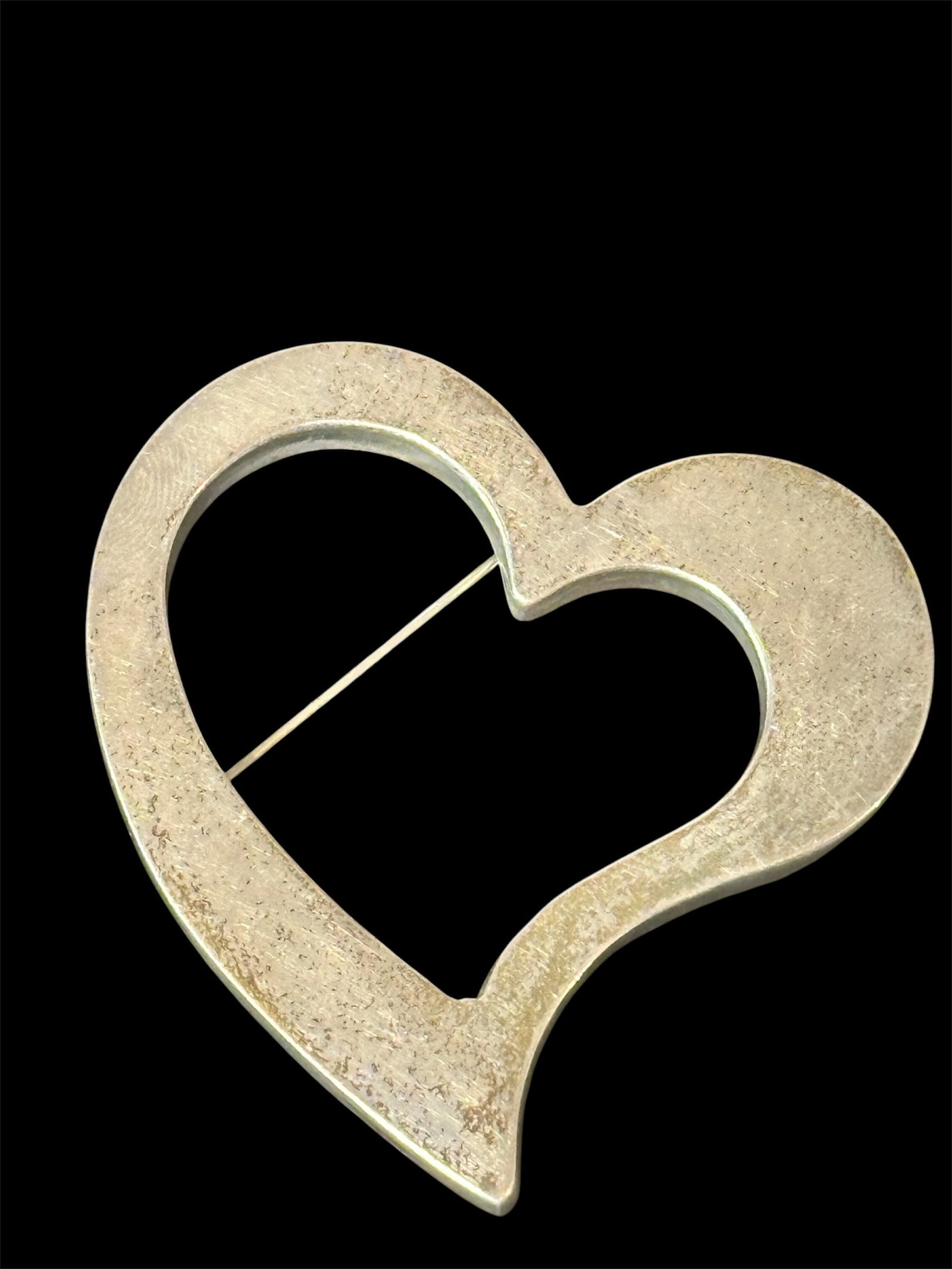 A vintage sterling silver modernist heart-shaped brooch (1 of 1)