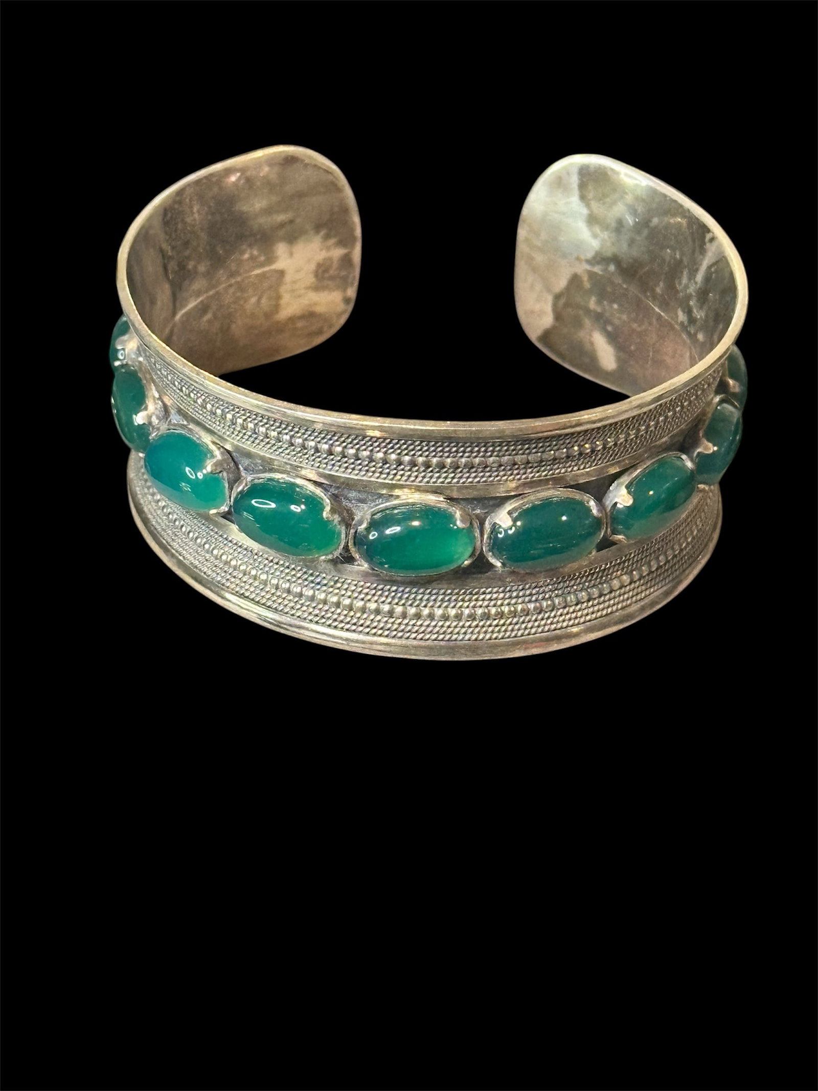 Vintage silver cuff bracelet (1 of 1)