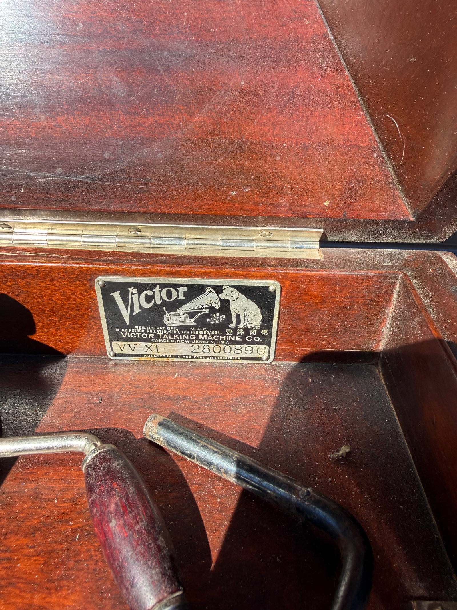 Victor Talking Machine - 5