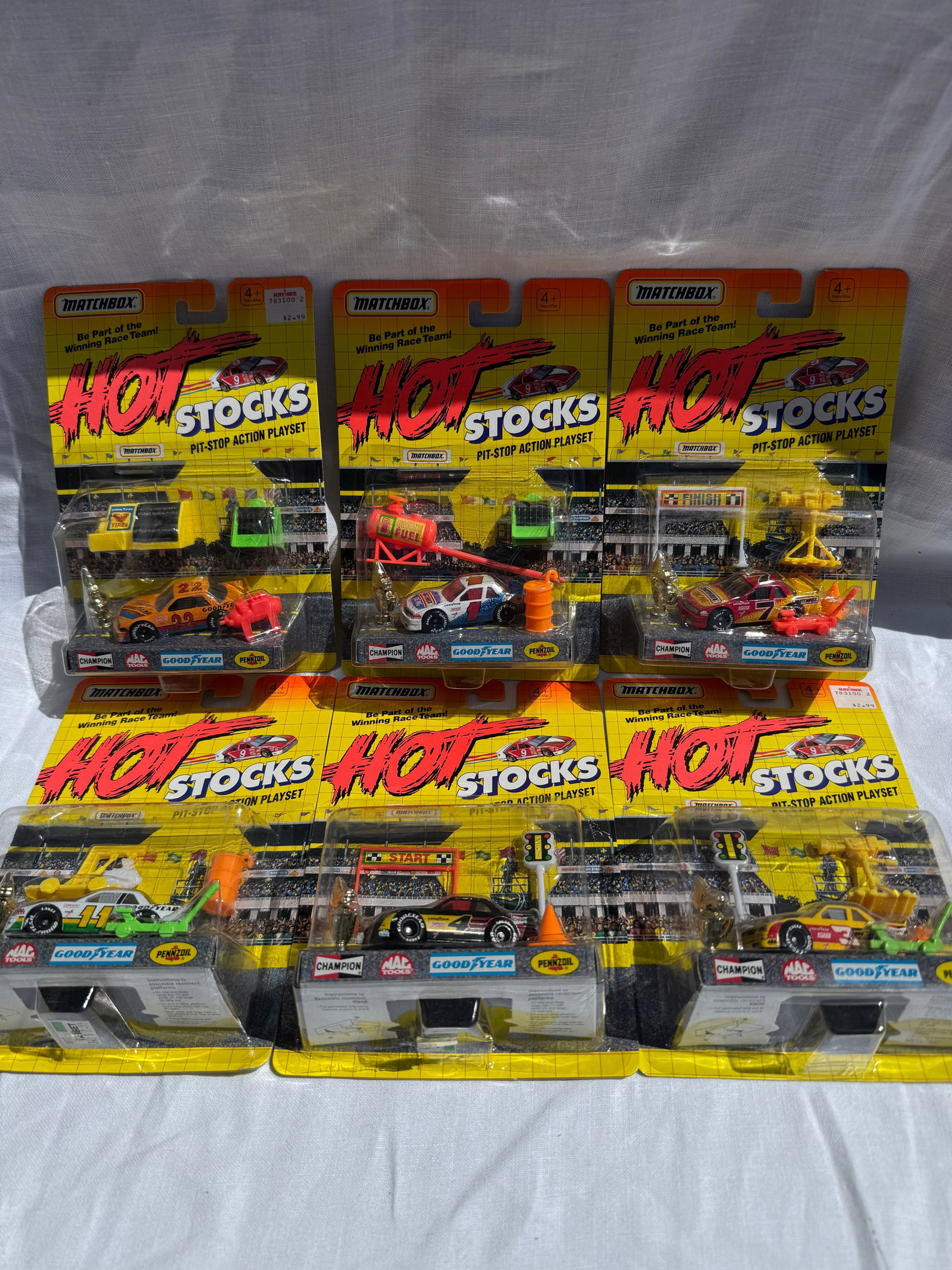 Matchbox Assortment: 6 pieces. New in box.