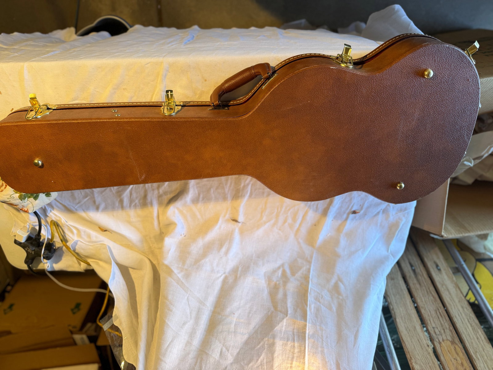 Gibson Guitar Case - 2