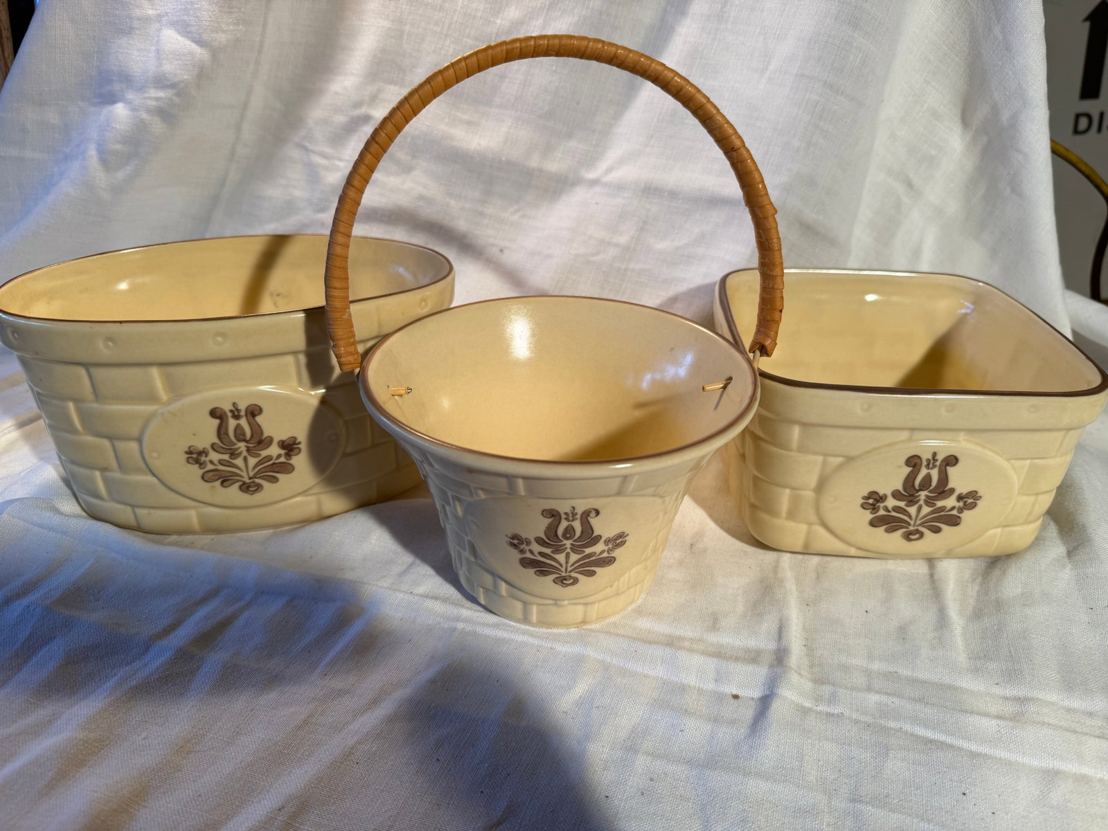 Pfaltzgraff Basket Weave items: 3 pieces