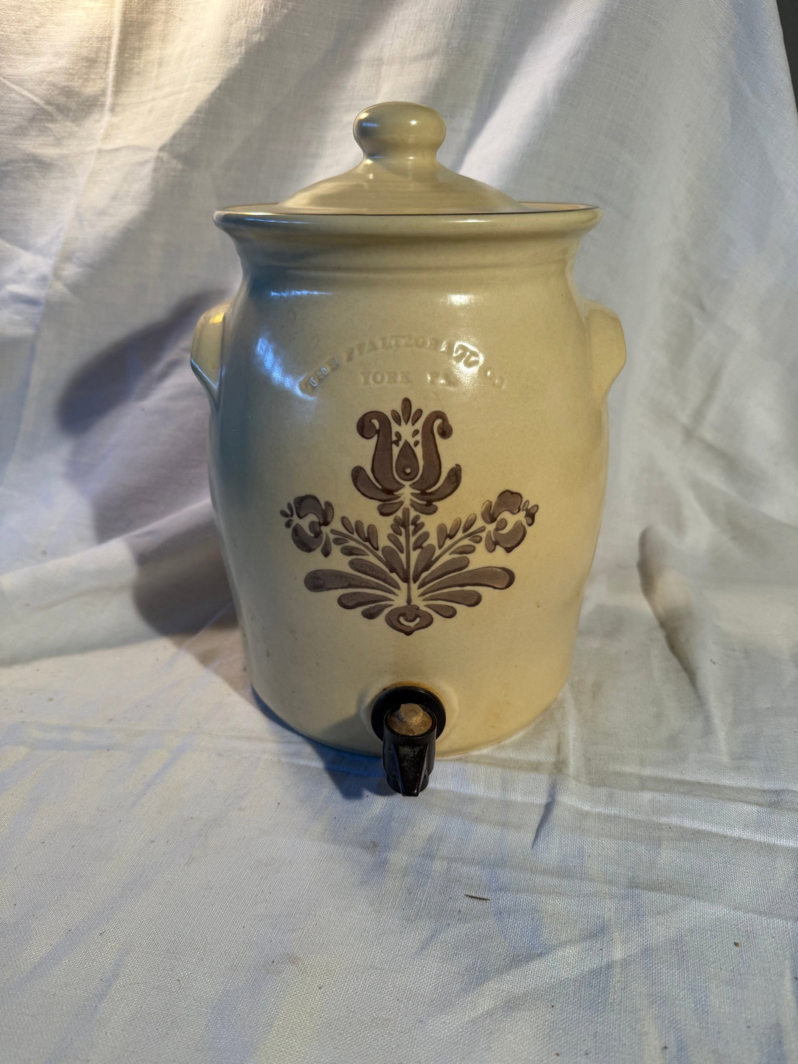 Pfaltzgraff Drinks Dispenser: 1 pieces