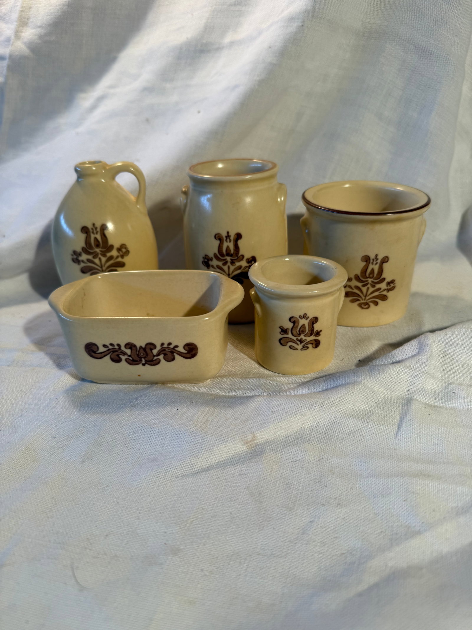 Pfaltzgraff Miniatures: 5 pieces, possibly missing lids/ stoppers
