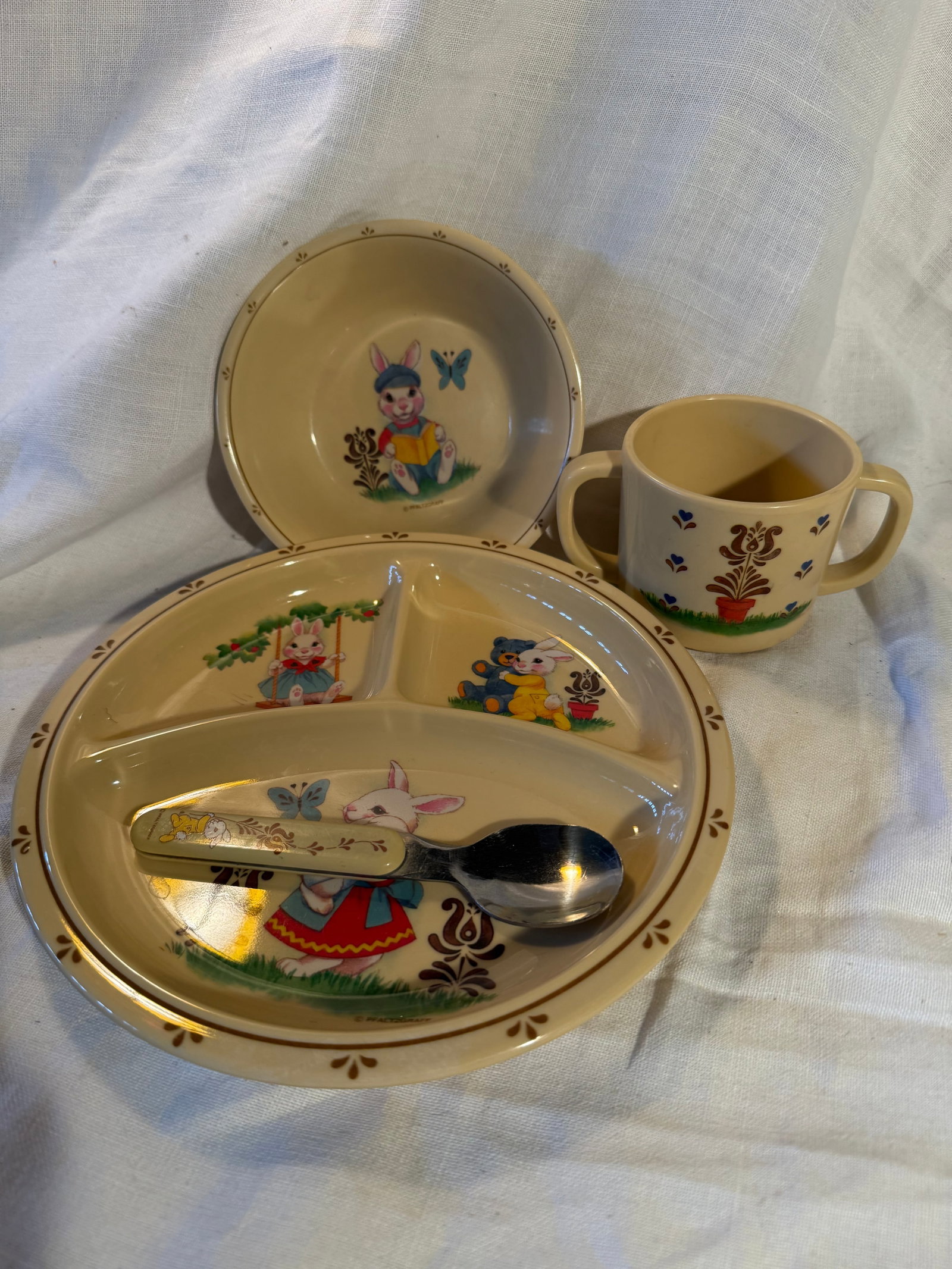 Pfaltzgraff Kid's Dish set: 4 pieces