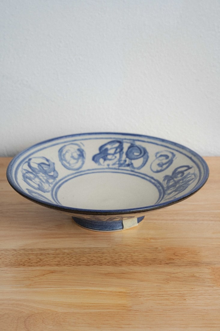 Louis Mideke, Bellingham, WA, PNW, Porcelain Footed Bowl: Presenting a porcelain footed bowl by Louis Mideke, produced in Bellingham, Washington, an especially refined and sculpturally considered work by this foundational figure of Pacific Northwest studio
