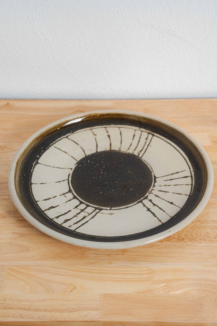Stoneware Plate, Unsigned: Unsigned vintage studio stoneware plate.