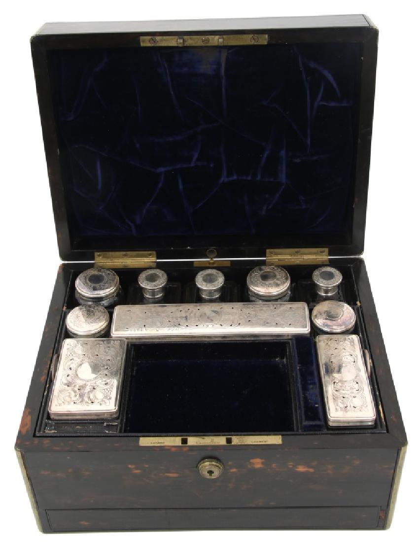 Coromandel Boxed Silver Plated Toiletry Set (1 of 10)