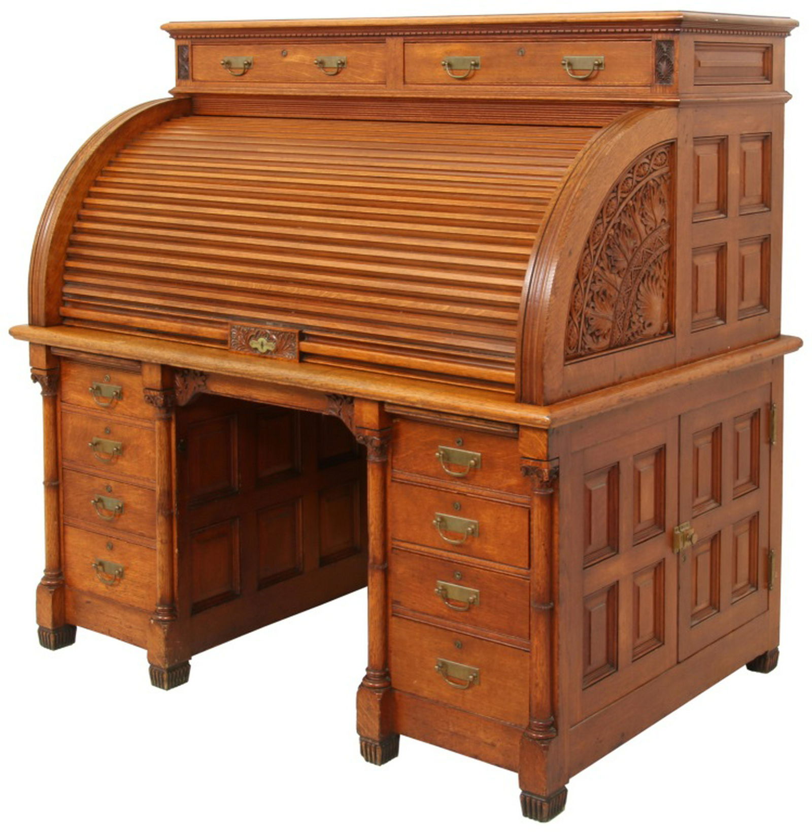 Magnificent Quarter Sawn Oak Roll Top Desk: Magnificent Quarter Sawn Oak Roll Top Desk. Quarter sawn oak roll top desk with excellent architectural elements has inset raised and beveled panels on the back, sides and inside the kneehole, has 1/4