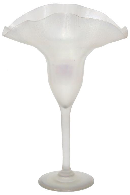 Steuben Verre De Soie Floriform Vase: Steuben Verre De Soie floriform vase has a round foot supporting a thick stem that leads to a bulbous body and ruffled rim having an onion skin design; unsigned. Very good condition with no damage or