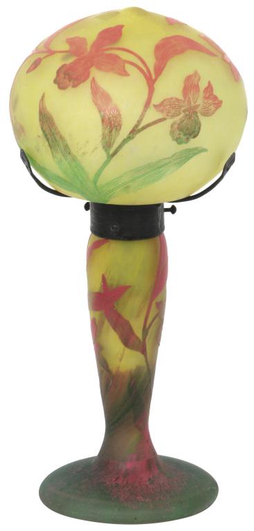 Boudoir Lamp in the Manner of Daum Frères: In the Manner of Daum Frères (Nancy, France, est. 1875) Boudoir Lamp mid/late 20th century cameo glass signed "Daum Nancy" (shade & base) 12 x 5 1/2 inches