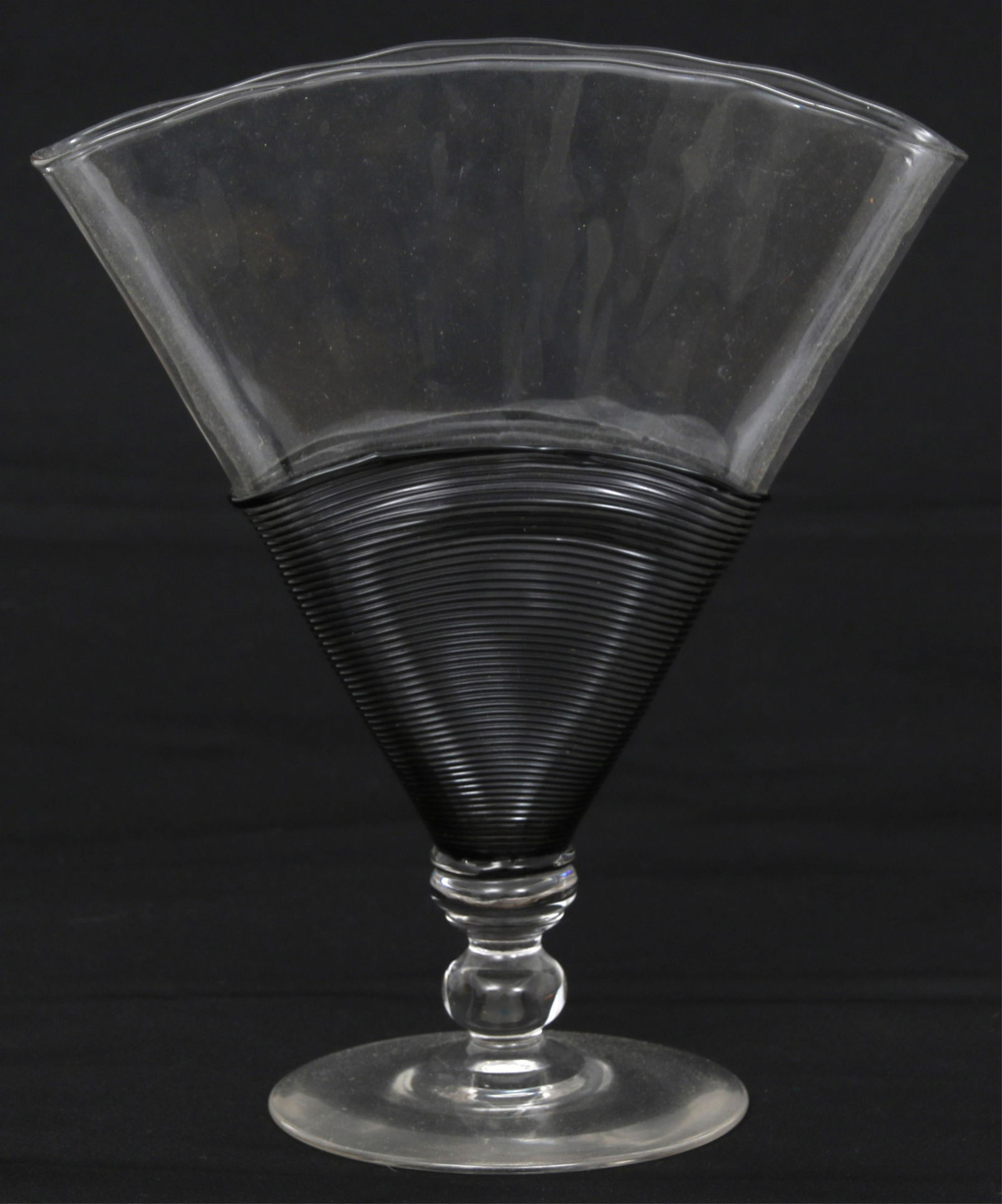 Steuben Threaded Fan Vase (1 of 7)