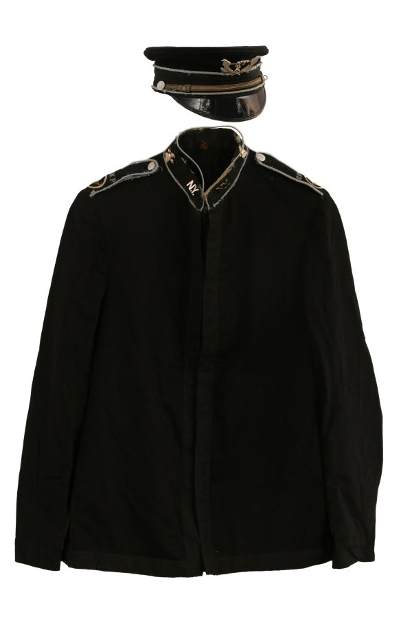 Civil War Veteran's Society Uniform and Cap.: Civil War Veteran's Society Uniform and Cap. Dark blue jacket and cap from the army of the White Lilly. This was an organization formed after the civil war for men who missed the order and structure o