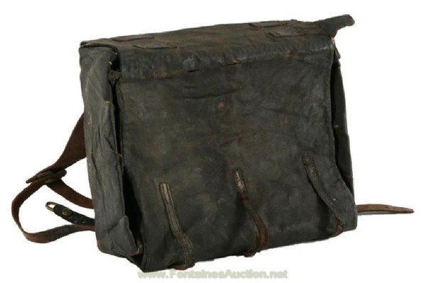 NEW YORK HARD PACK GILCLOTH: Civil War oil cloth militia style knapsack with re-inforced sides. Most experienced soldiers soon discarded these in favor of lighter, more flexible packs.