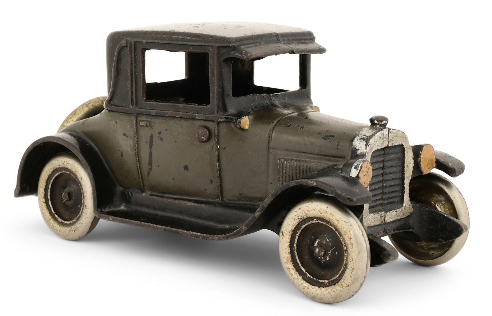 Arcade Mfg. Co. Cast Iron Chevrolet Coupe Toy Car: Arcade Mfg. Co. Cast Iron Chevrolet Coupe Toy Car circa 1925-1928 4 x 8 1/4 x 3 3/4 inches Provenance: Important Private Collection, Massachusetts Other Notes: Fontaine's Auction Gallery can arrange s