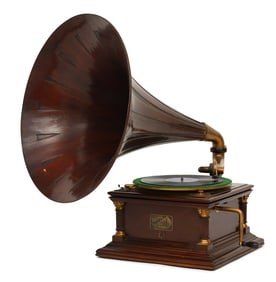 Victor Talking Machine Co. Type VI Phonograph