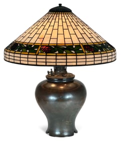 Bigelow, Kennard & Co. "Pinecone" Table Lamp