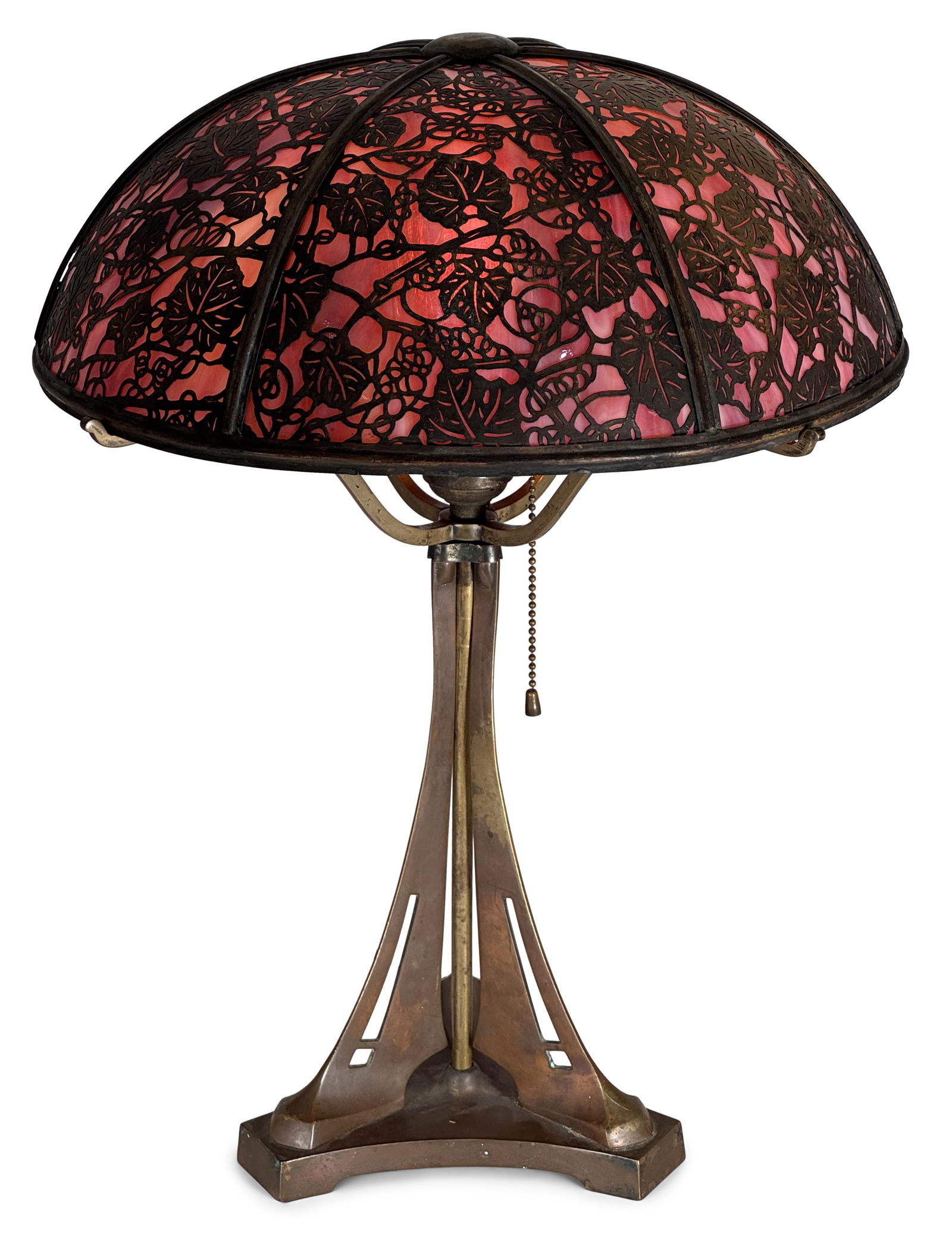 Riviere Studios "Grapevine" Overlay Table Lamp: Riviere Studios"Grapevine" Overlay Table Lampearly 20th centurygilt bronze, slag glassunmarked19 3/4 x 14 1/2 inchesProvenance: Property from a Massachusetts CollectorOther Notes: Fontaine's Aucti