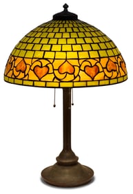 Unique Art Glass & Metal Co. "Vine Border" Table Lamp