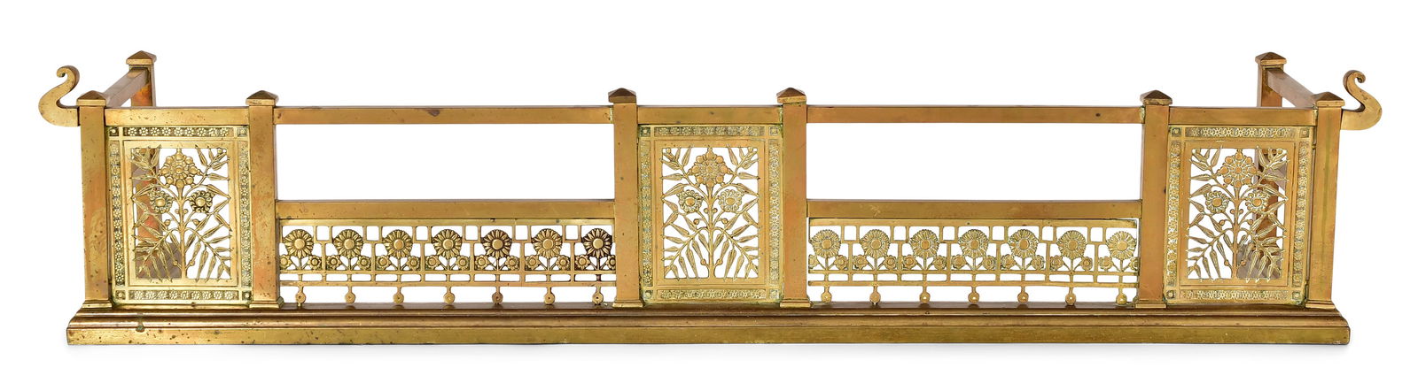 American Aesthetic Movement Brass Fireplace Fender with Sunflowers (1 of 4)