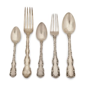 Gorham Sterling Silver "Strasbourg" Flatware Set, 31 Pieces