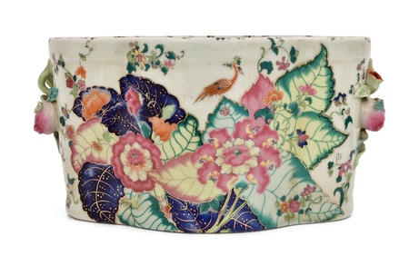 Chinese Porcelain Tobacco Leaf Planter