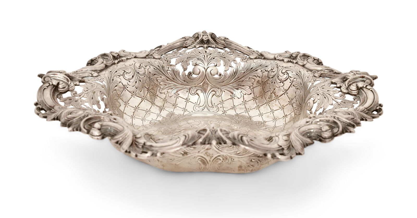 Frank Smith Sterling Silver Bowl, Retailed by Marcus & Co.: Frank Smith Sterling Silver Bowl, Retailed by Marcus & Co.19th centurymarked "Marcus & Co., Sterling, (maker's mark)"12 in. diameter21.26 troy ouncesOther Notes: Fontaine's Auction Gallery can arrange