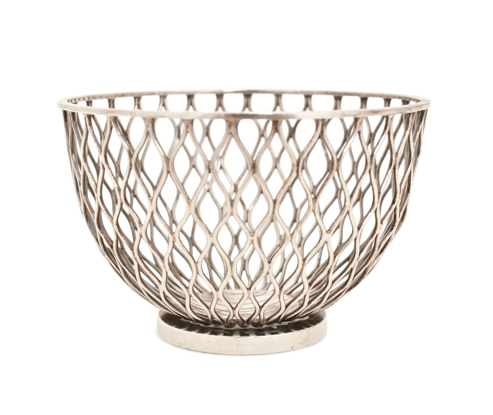 Svend Weihrauch for Frantz Hingelberg Sterling Silver Bowl: Svend Weihrauch for Frantz Hingelberg Sterling Silver Bowl20th century3 x 4 1/2 inches4.51 troy ouncesOther Notes: Fontaine's Auction Gallery can arrange shipping for this item (USA only).