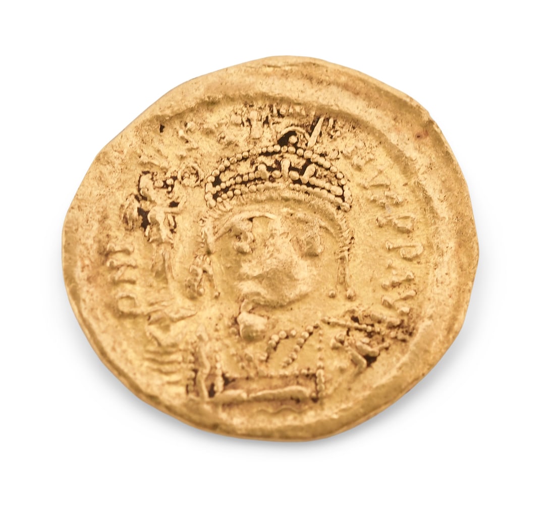 Roman Gold Coin, 4.5 Grams (1 of 2)