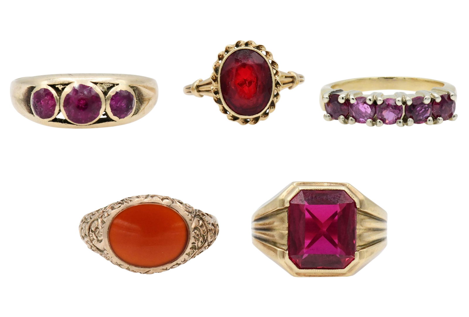 Group of Five Yellow Gold Rings (1 of 4)