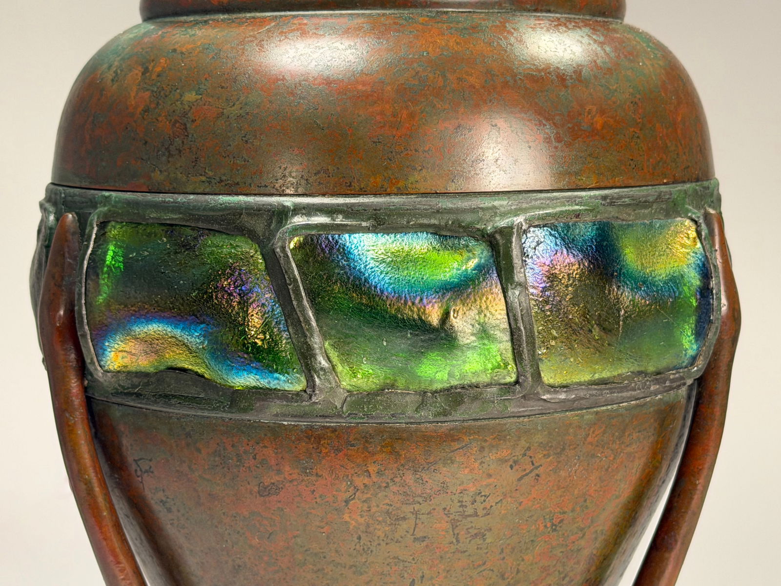 Tiffany Studios 18-Inch "Turtle-Back" Table Lamp - 6