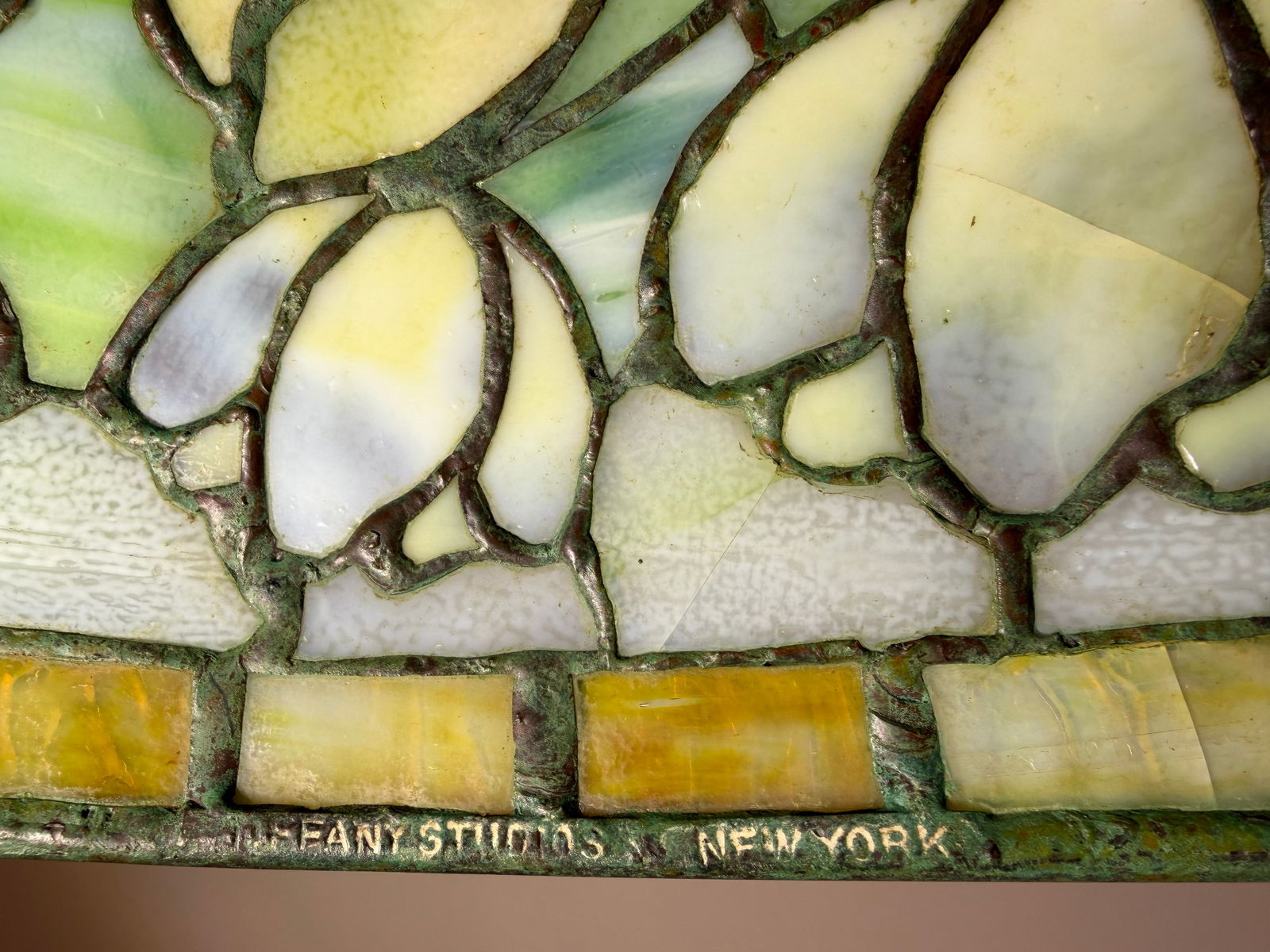 Tiffany Studios "Crocus" Table Lamp - 7