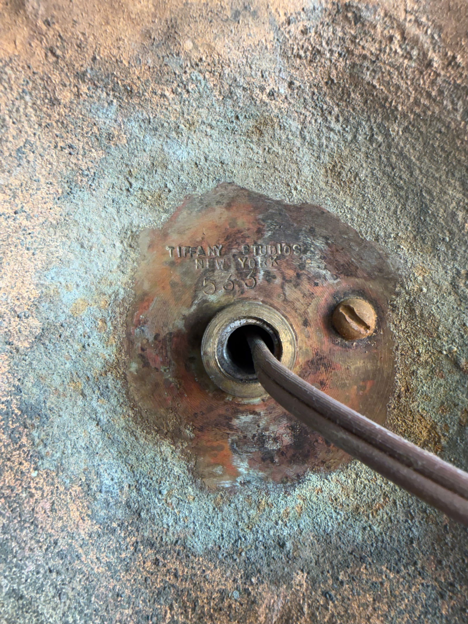 Tiffany Studios "Vine Border" Table Lamp - 6