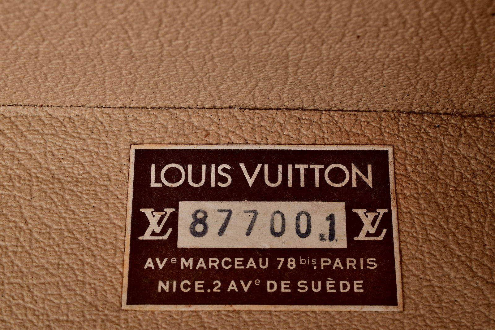 Two Louis Vuitton Monogram Suitcases - 11