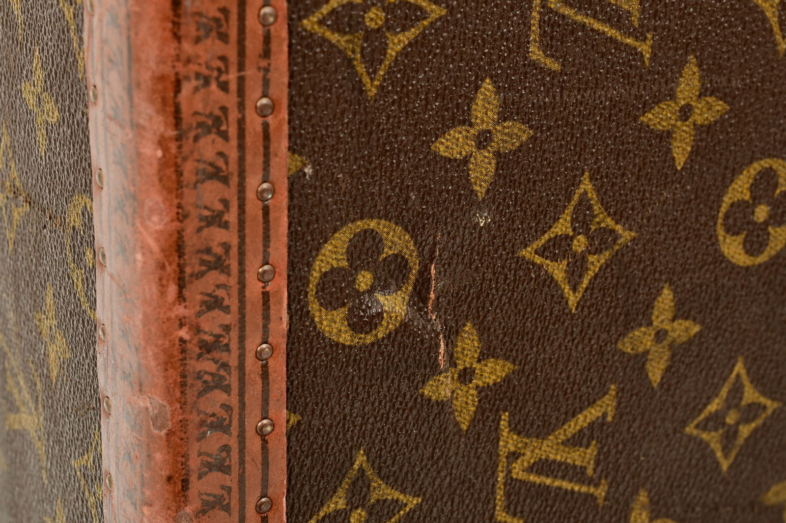 Two Louis Vuitton Monogram Suitcases - 12