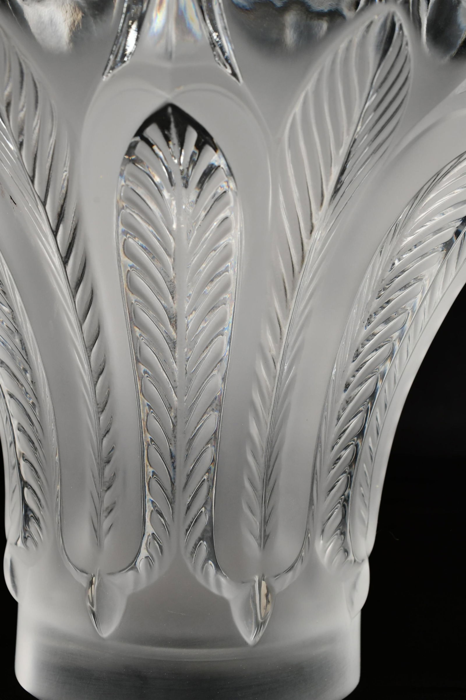 Lalique Frosted Crystal "Ensa" Vase - 4
