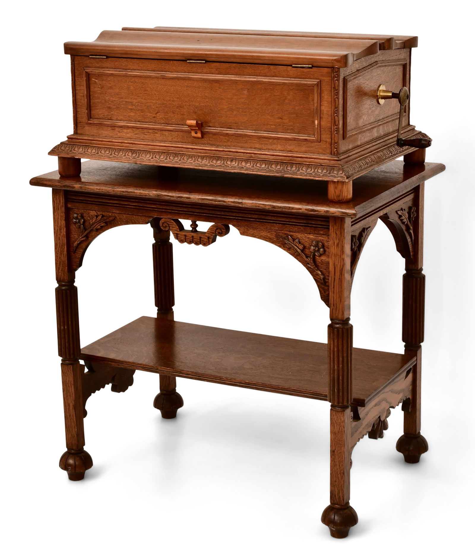 Regina Coffin-Top Music Box on Stand (1 of 9)