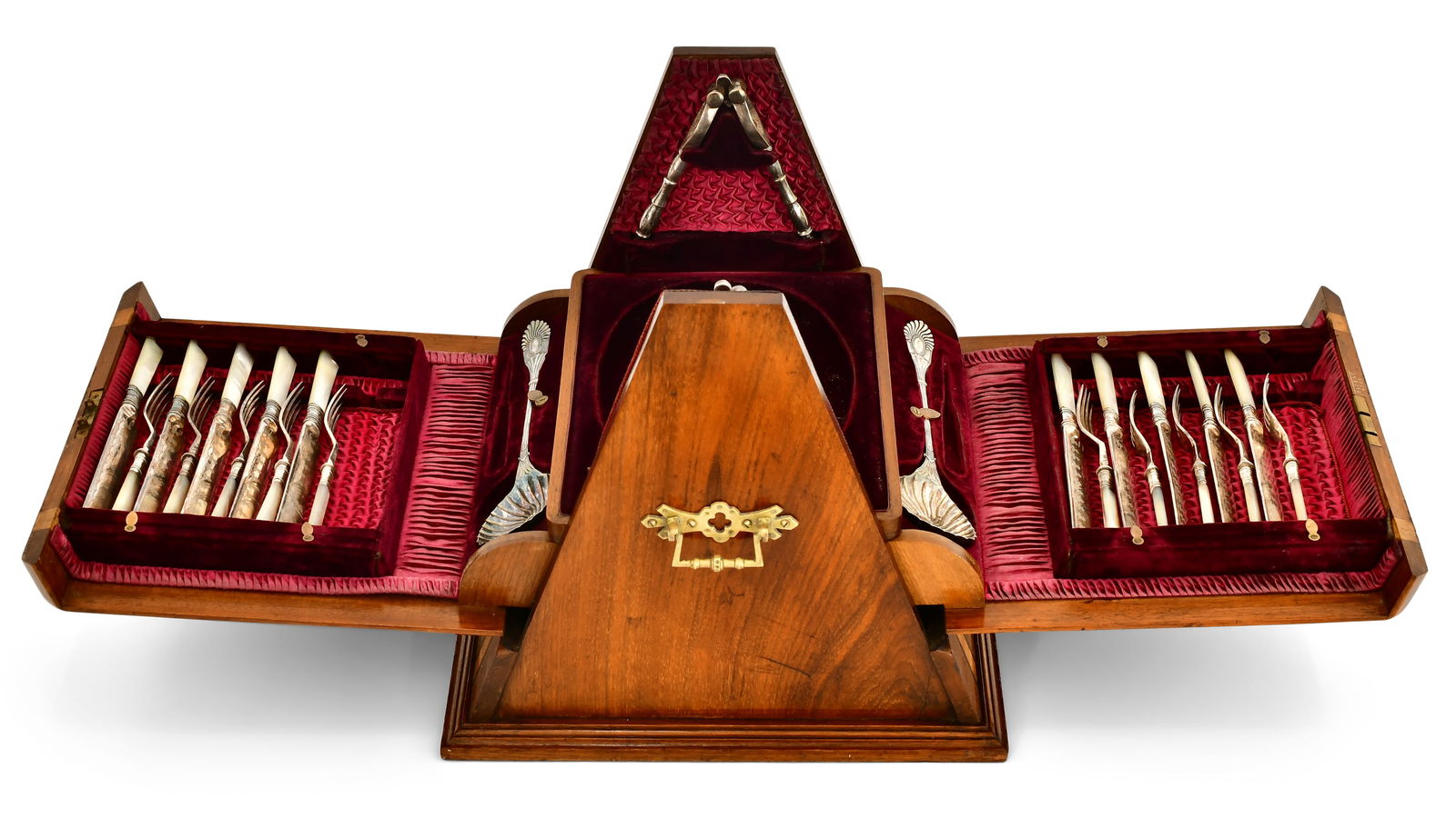 Lee & Wigfull Mechanical Serving Set: Lee & Wigfull Mechanical Serving Set19th centurymarked "L. & W. / (anchor) / S"12 1/2 x 13 x 13 inchesProvenance: Private Collection, New Jersey