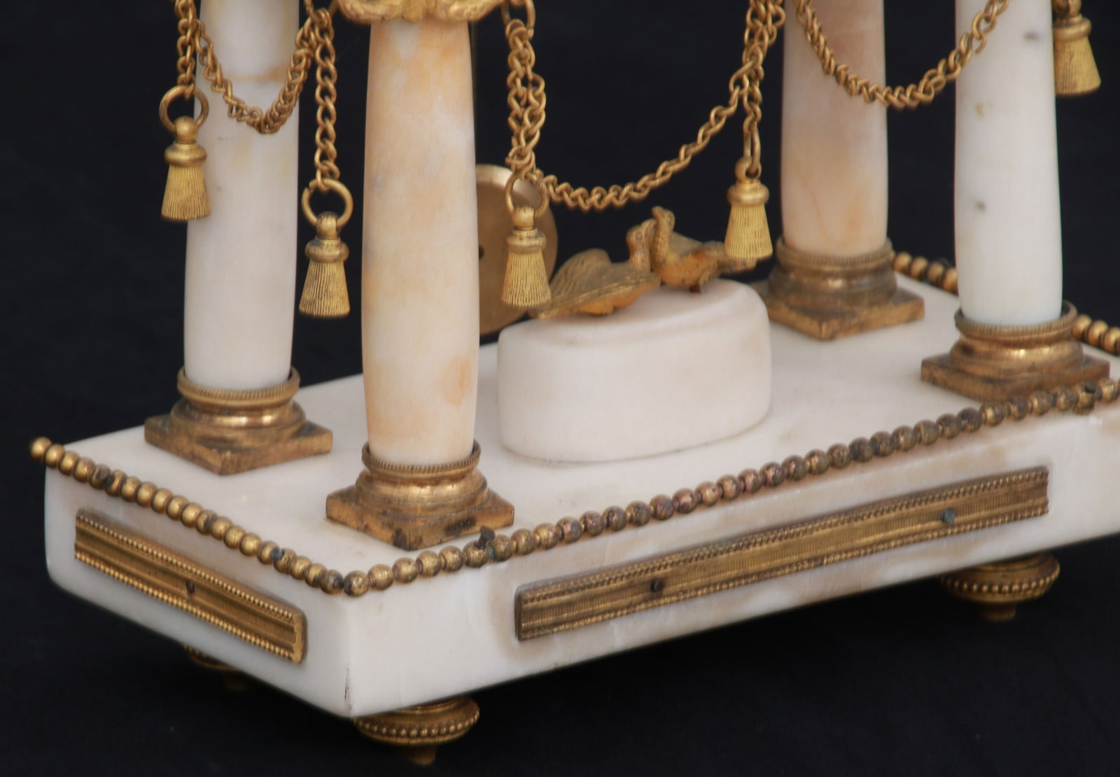 French Bronze & Alabaster Mantel Clock - 3