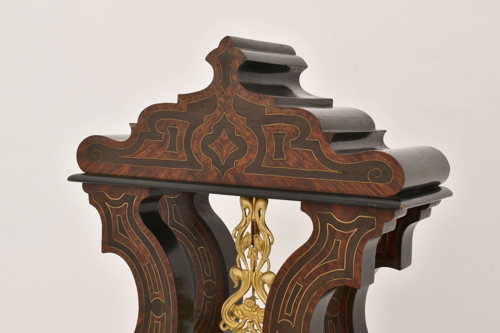 An Inverted Pendulum Mantel Clock - 3